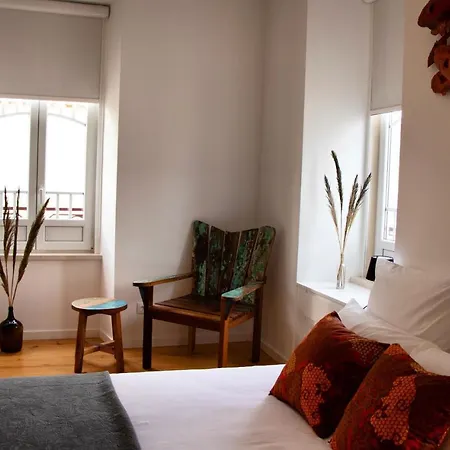 Seven Skirts Prestige Apartments Bed & Breakfast 3*