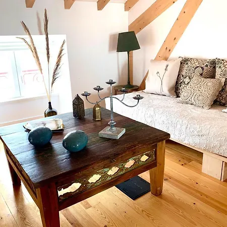 Seven Skirts Boutique Guesthouse Couette-café 3*